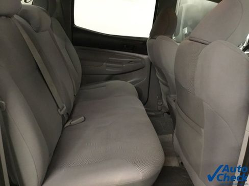 Used 2011 Toyota Tacoma 4x4 Double Cab w/ TRD Sport Pkg image 32