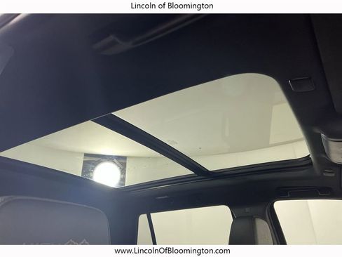 Used 2024 Chevrolet Tahoe High Country image 17