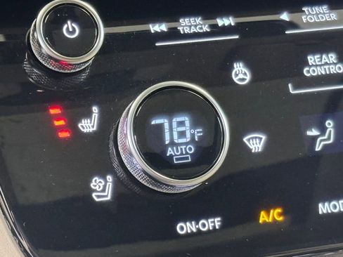 Used 2023 INFINITI QX60 Luxe w/ Cargo Package image 40