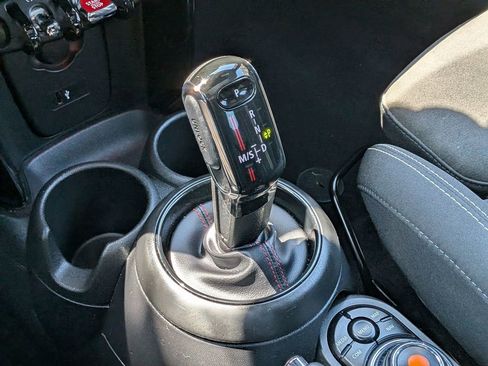 Used 2021 MINI Cooper S w/ 6.5" Touchscreen Package image 19