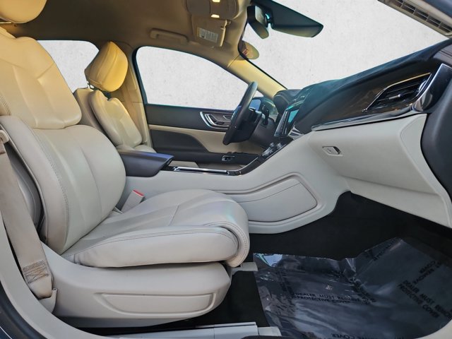 Used 2020 Lincoln Continental w/ Convenience Package FWD image 22