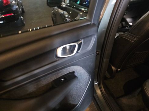 Certified 2026 Volvo XC40 B5 Core w/ Climate Package AWD/4WD image 14