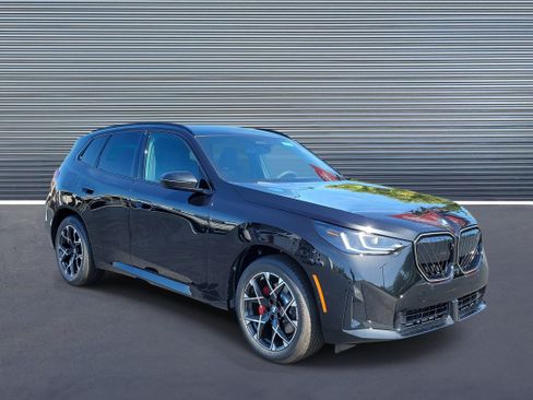 New 2026 BMW X3 xDrive30i w/ Premium Package AWD/4WD image 2