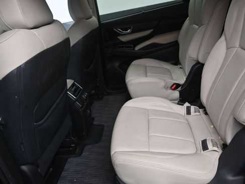 Used 2019 Subaru Ascent Limited AWD/4WD image 14