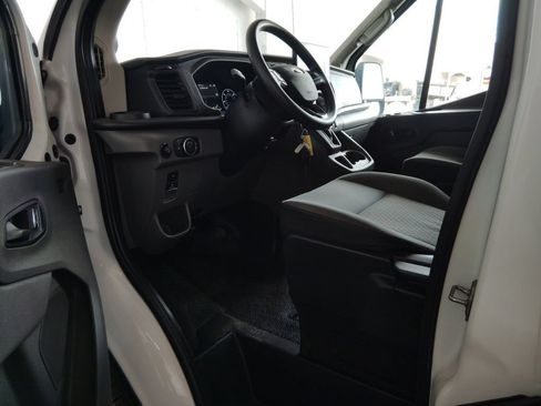 Used 2024 Ford Transit 350 XLT RWD image 21