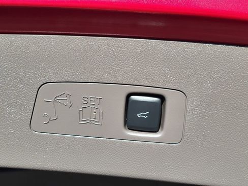 Used 2021 Lincoln Corsair FWD w/ Equipment Group 101A image 14