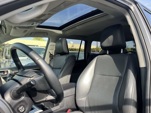 Used 2014 Lexus GX 460 image 12