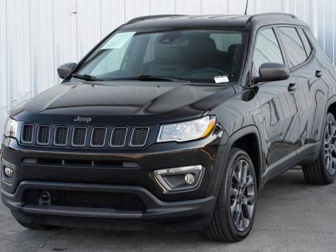 Used 2021 Jeep Compass Latitude w/ Driver Assistance Group image 45