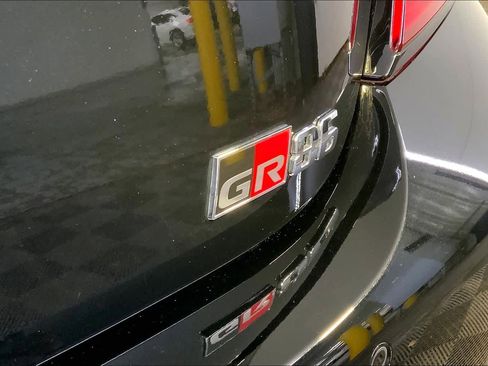 Used 2024 Toyota GR86 Premium image 10