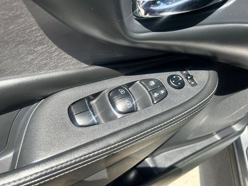 Used 2019 Nissan Murano SL AWD/4WD image 12