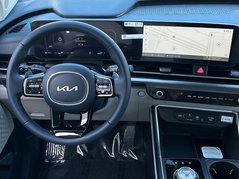 New 2026 Kia Carnival SX FWD image 12