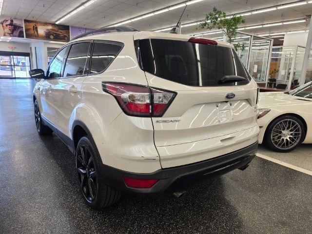 Used 2018 Ford Escape SE w/ SE Sport Appearance Package AWD/4WD image 7