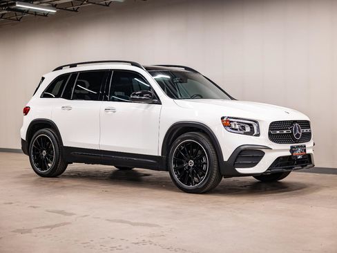 Used 2020 Mercedes-Benz GLB 250 4MATIC image 7
