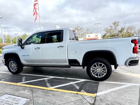 Used 2025 Chevrolet Silverado 2500 LTZ w/ LTZ Convenience Package image 10