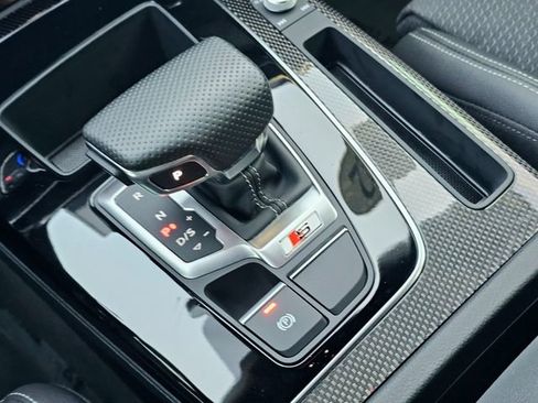 Used 2022 Audi SQ5 Premium image 36