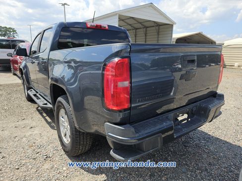 Used 2020 Chevrolet Colorado W/T w/ WT Convenience Package RWD image 8