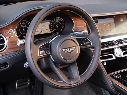 New 2026 Bentley Flying Spur Plug-In Hybrid AWD/4WD image 13
