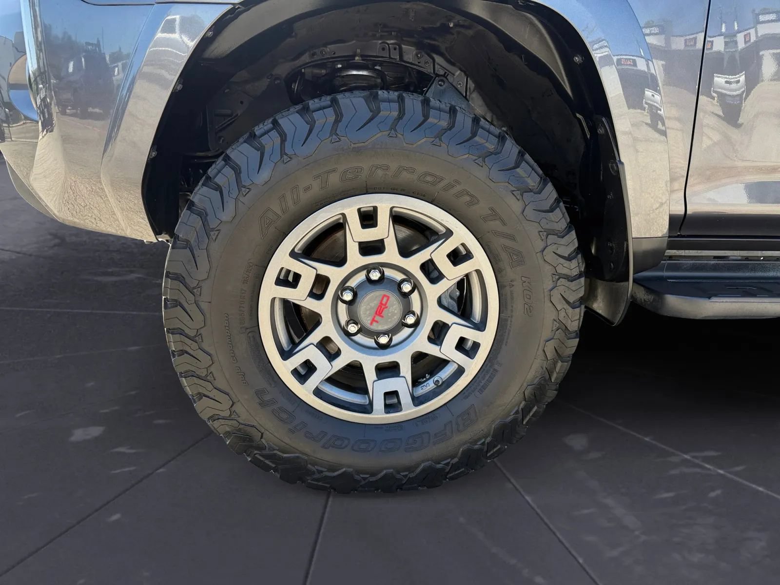 Used 2020 Toyota 4Runner SR5 Premium w/ Moonroof Package AWD/4WD image 27