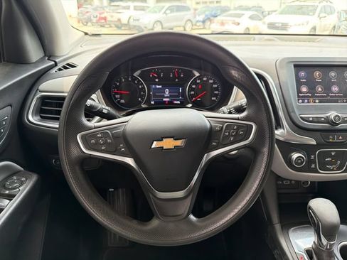 Used 2022 Chevrolet Equinox LS w/ LS Convenience Package FWD image 10