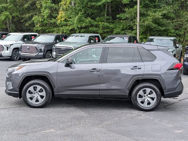 Used 2023 Toyota RAV4 LE FWD image 4