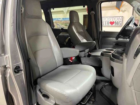 Used 2014 Ford E-350 and Econoline 350 Extended Super Duty w/ Power Group image 54