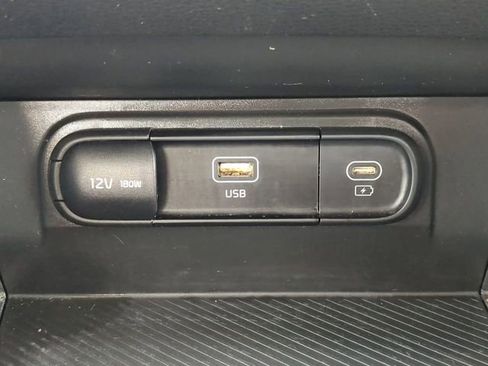 Used 2024 Kia Sportage LX image 23