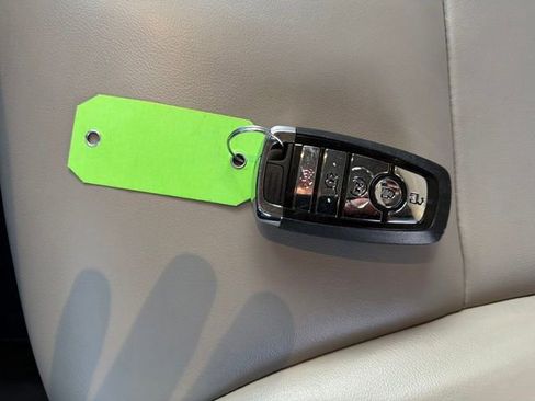 Certified 2023 Lincoln Corsair AWD image 31