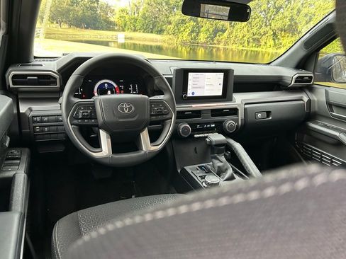 Used 2025 Toyota 4Runner SR5 image 12