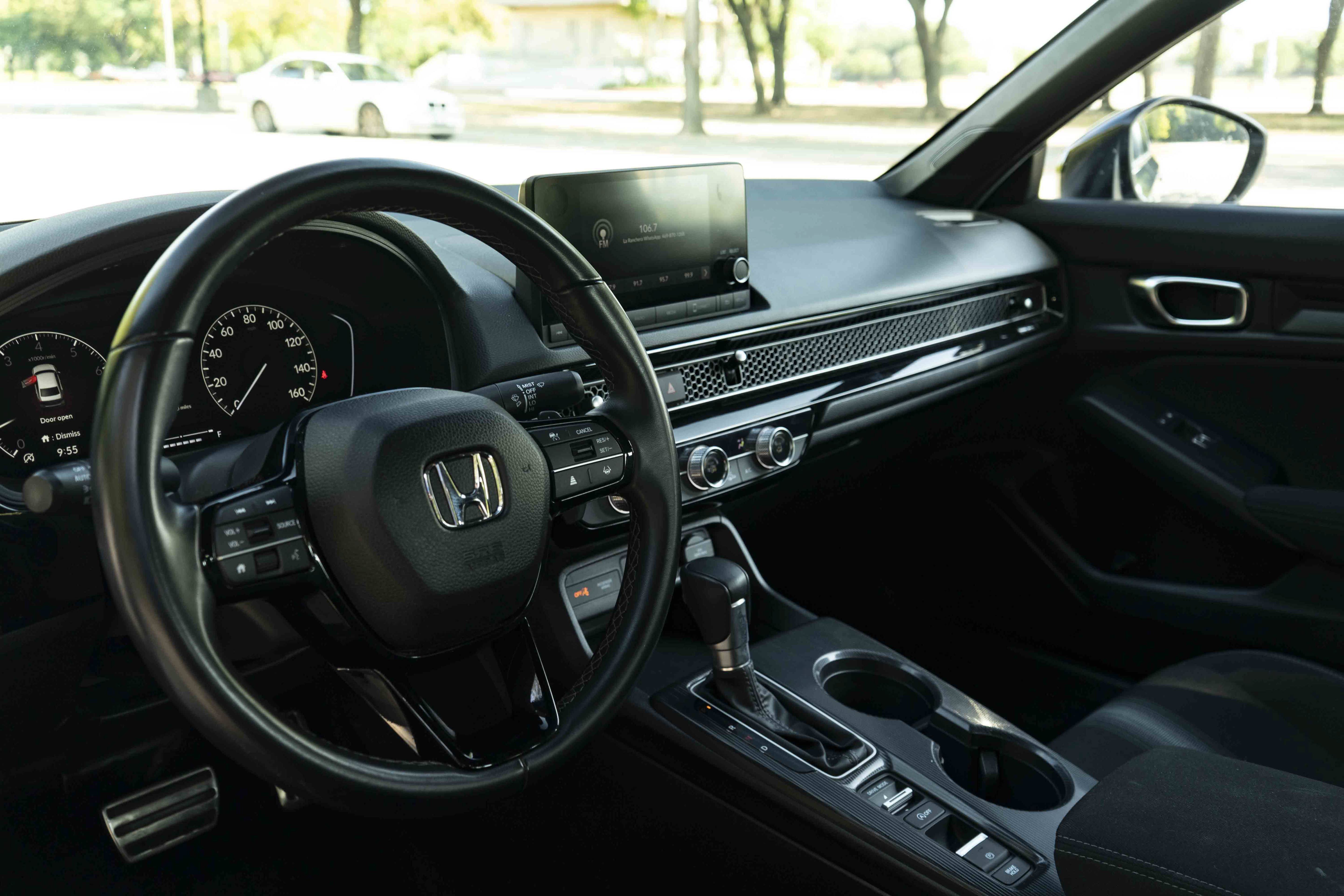 Used 2025 Honda Civic Sport image 16