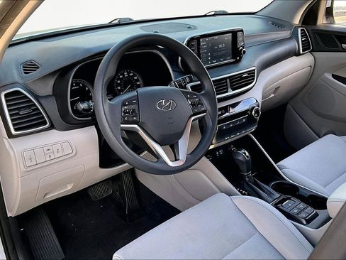 Used 2019 Hyundai Tucson SE image 14