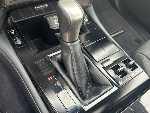 Used 2021 Lexus GX 460 Premium w/ Premium Package image 30