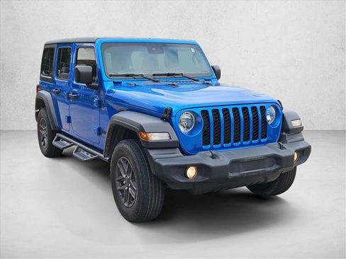 Used 2024 Jeep Wrangler Sport S image 3