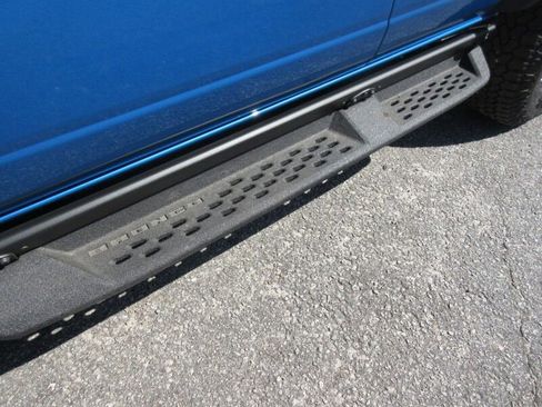 New 2025 Ford Bronco Badlands image 10