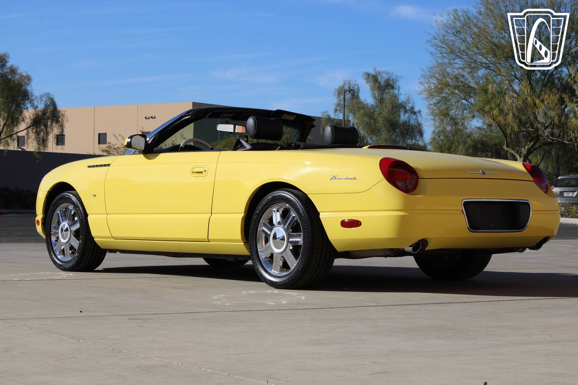 Used 2004 Ford Thunderbird RWD image 27