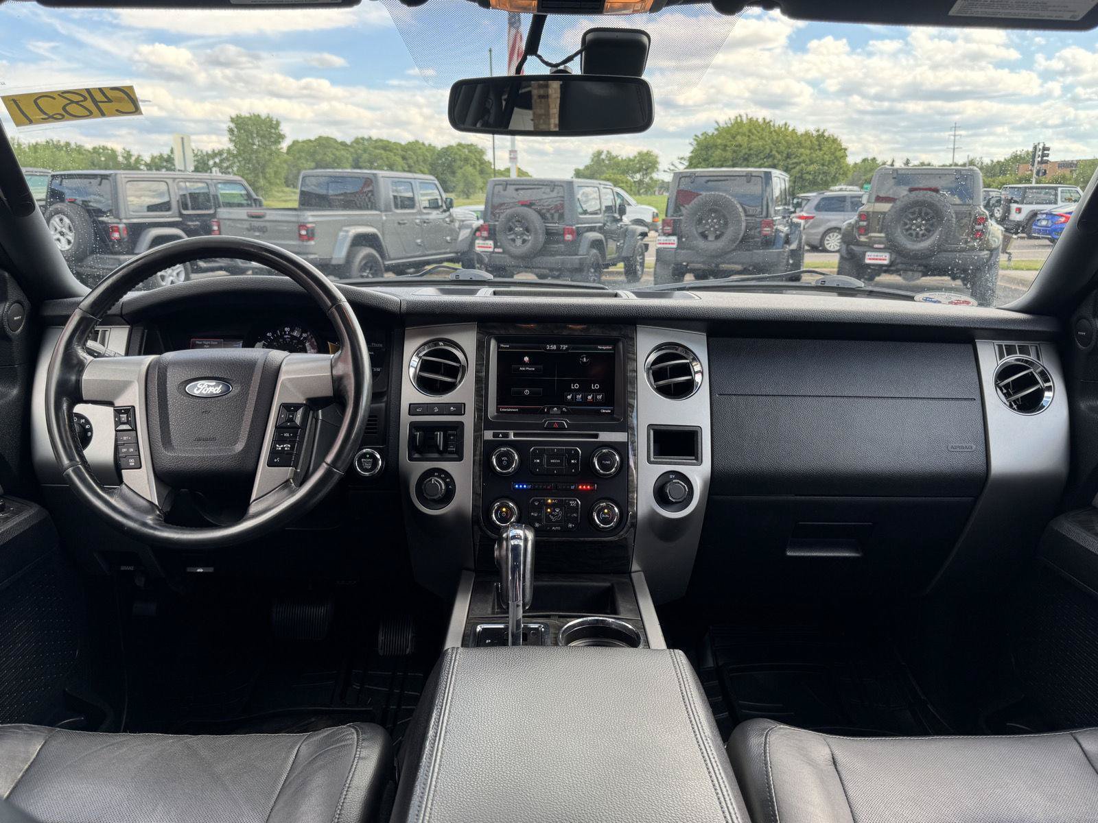 Used 2015 Ford Expedition Limited w/ Equipment Group 301A AWD/4WD image 28