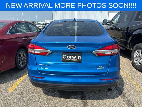 Used 2019 Ford Fusion SE FWD image 7