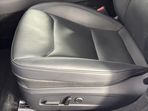 Used 2024 Tesla Model 3 RWD image 16
