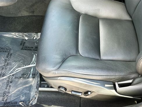 Used 2022 Volvo XC60 T8 Inscription Expression w/ Advanced Package image 19