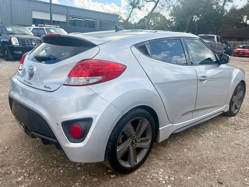 Used 2013 Hyundai Veloster Turbo w/ Ultimate Pkg image 5