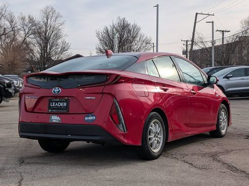 Used 2020 Toyota Prius Prime Limited FWD image 7