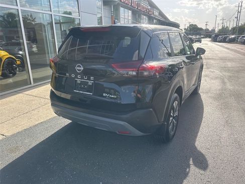 Used 2023 Nissan Rogue SV AWD/4WD image 4