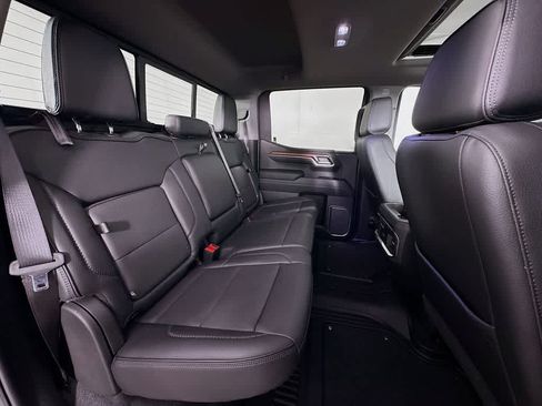Used 2024 GMC Sierra 1500 Denali AWD/4WD image 34