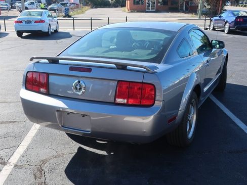 Used 2006 Ford Mustang Premium image 6
