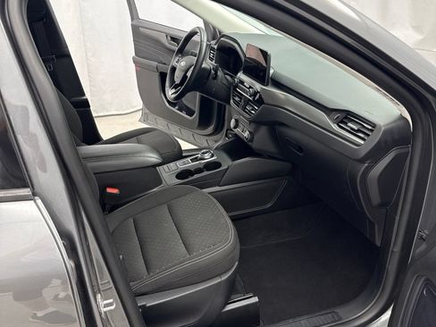 Certified 2024 Ford Escape Active AWD/4WD image 25