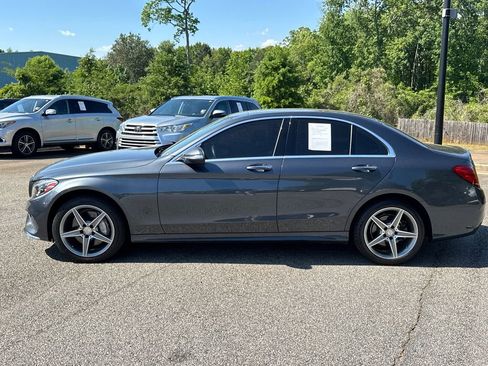 Used 2015 Mercedes-Benz C 300 4MATIC Sedan image 4