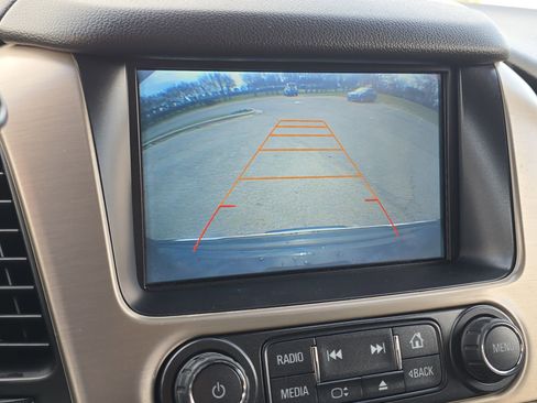 Used 2017 GMC Yukon Denali w/ Enhanced Security Package image 17