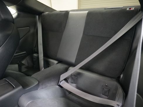 Used 2025 Toyota GR86 Premium RWD image 13