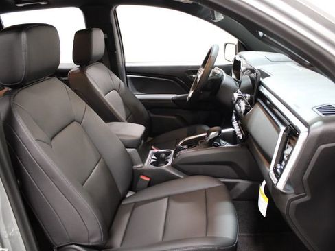 New 2026 GMC Canyon Elevation w/ Convenience Package image 29