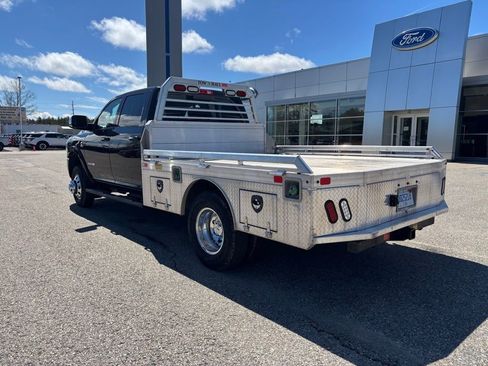 Used 2022 RAM 3500 Laramie AWD/4WD image 5