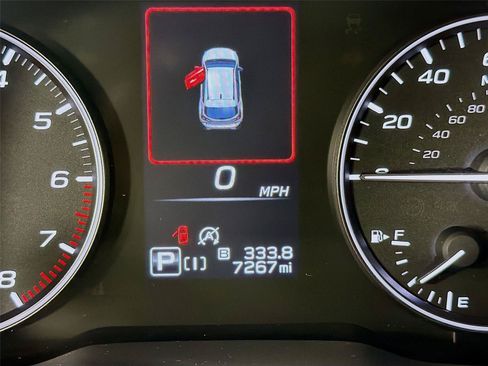 Used 2025 Subaru Crosstrek 2.0i Premium AWD/4WD image 13